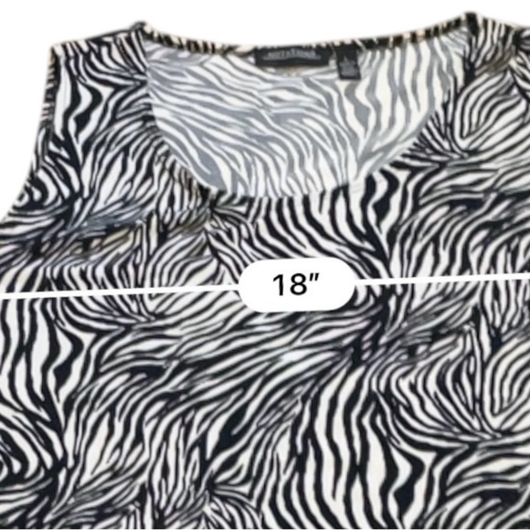 Notations casual/semi-dress top blouse L zebra print whiteblack sleeveless flowy - Picture 5 of 10
